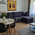 Magdarosa *