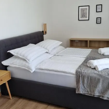 Magdarosa Apartment *